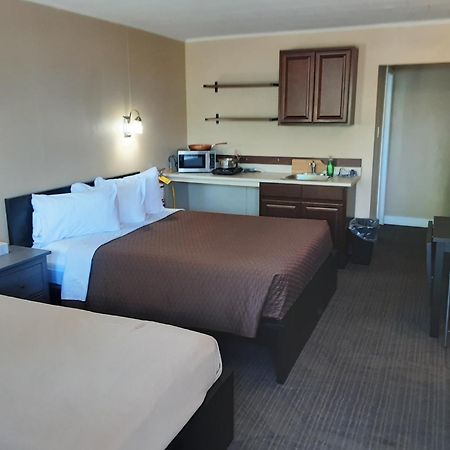 Berry'S Motel Truro Ngoại thất bức ảnh