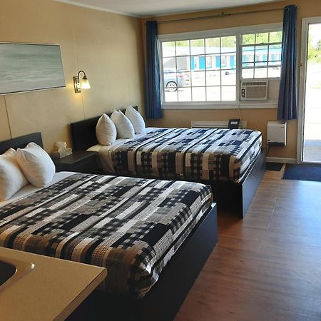 Berry'S Motel Truro Ngoại thất bức ảnh